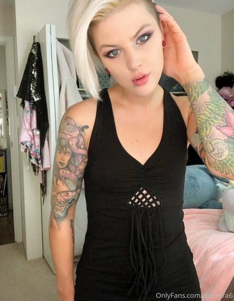 petite slut onlyfans free porn images