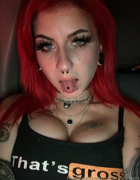 thebabycherry pornstar naked photo