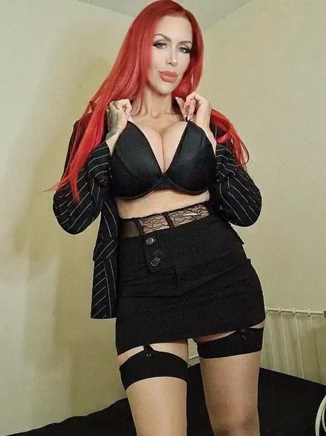 taniaamazon model adult photos