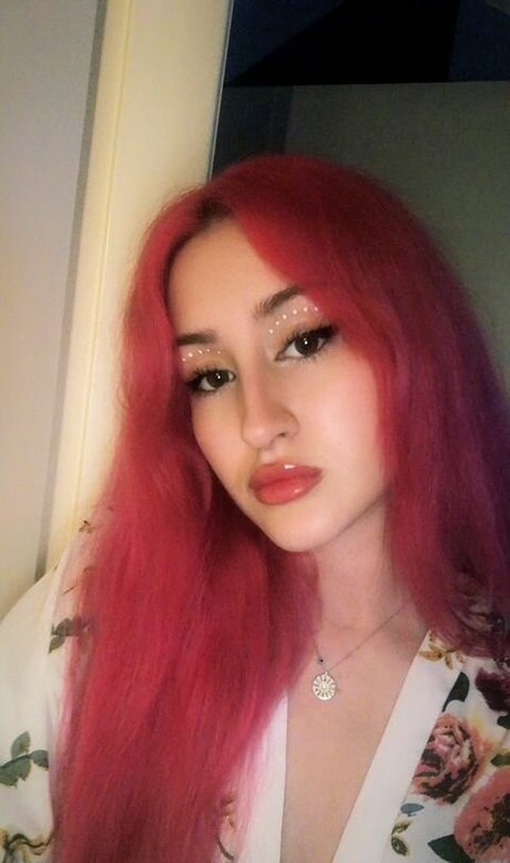 yunnatenshii model beautiful galleries