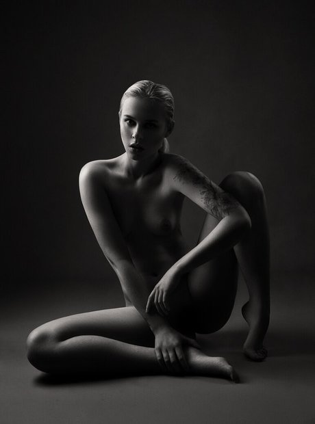 Kat Sonny nudes actress pics