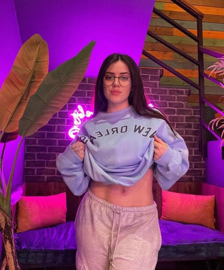 wide onlyfans sexy naked photo