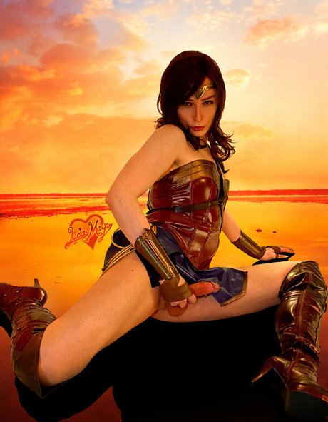 luciamaya model naked photos