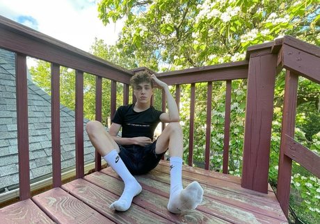 dmv onlyfans nude photos