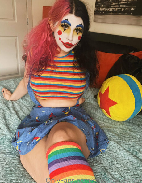 smollbabeyfree free actress pic