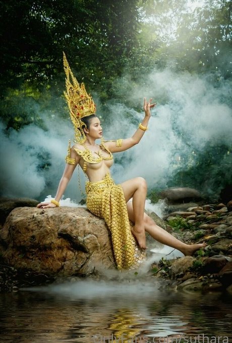 suthara sexy pornstar gallery