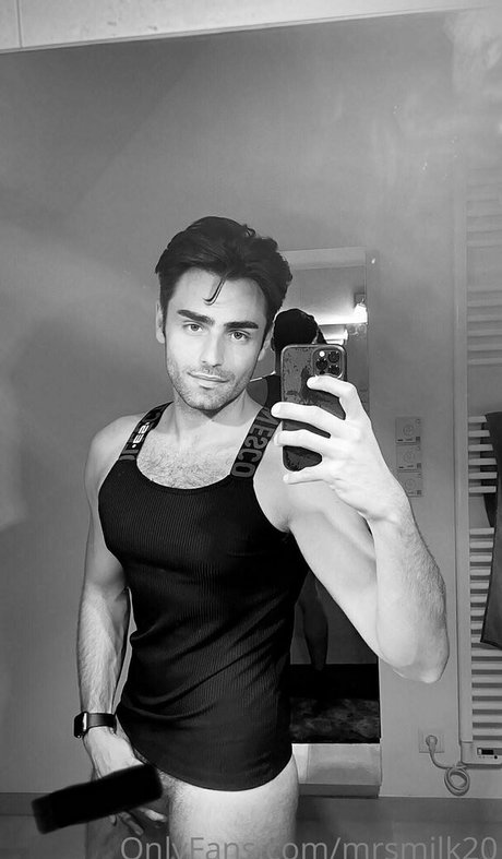 mrsmilk20 pornstar nudes pics