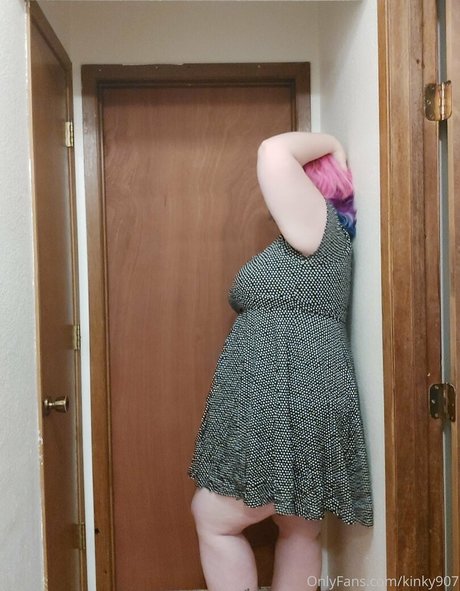 kinky907 model best pic