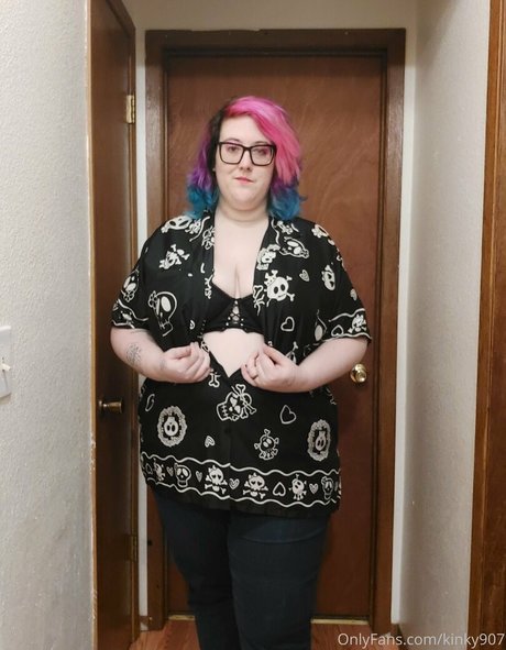 kinky907 model exclusive photos