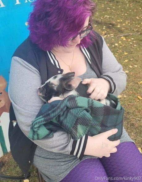 kinky907 model nude photo