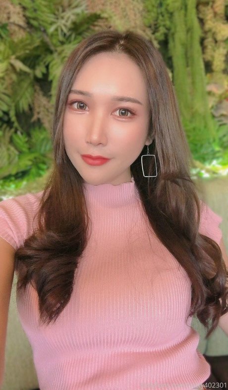 girl on girl onlyfans free sex galleries