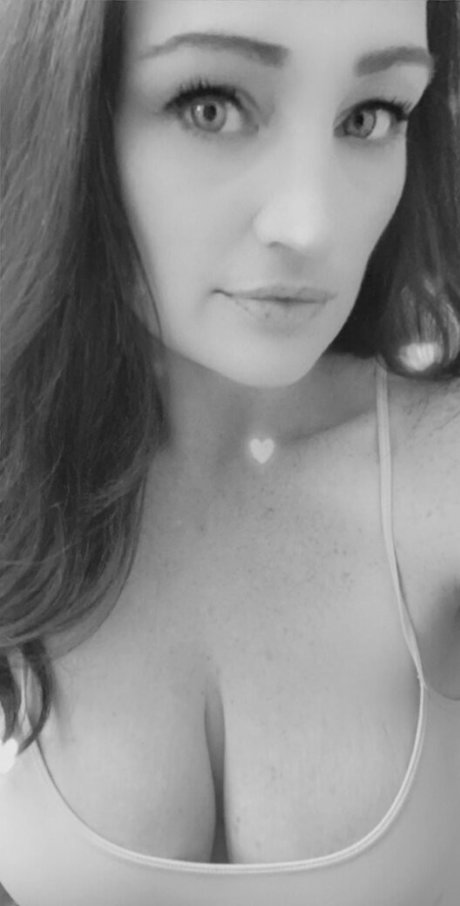 Rachierach429 free actress img