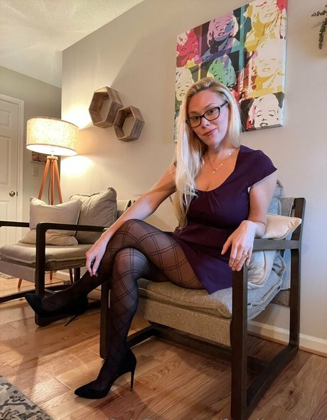 fayelinaplays star nude img