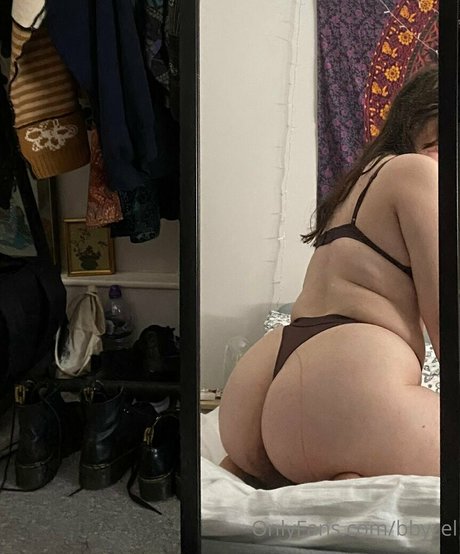 bbyzel beautiful pornstar picture