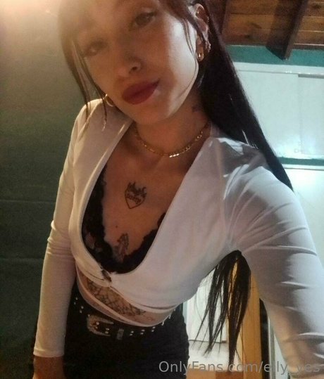 elly yes sex model gallery