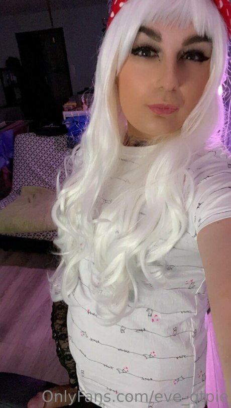 eve qtpie pornstar erotic gallery