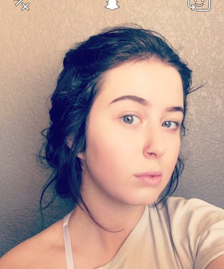 Bisous Chatons porn actress images