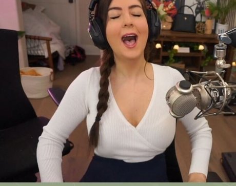 naked onlyfans hot porn pic