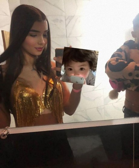 Arielly Bonatti sex star image