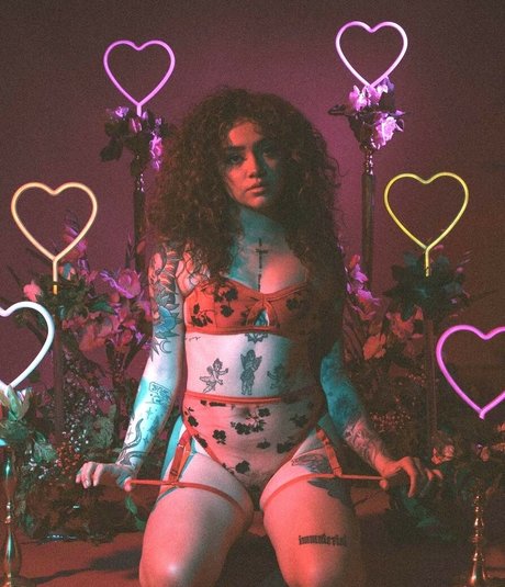 Anaiis Ctrlfreaq model sexy photo