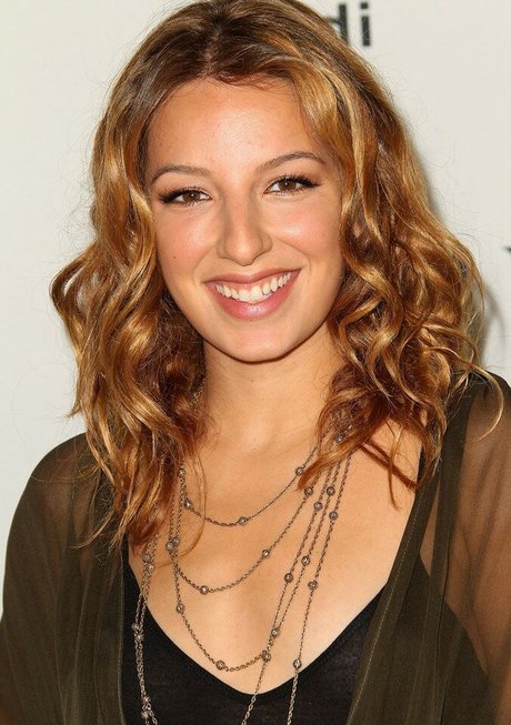 Vanessa Lengies erotic model gallery