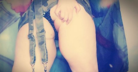 shylohnova art model pic