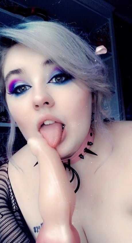 shylohnova hot actress photos