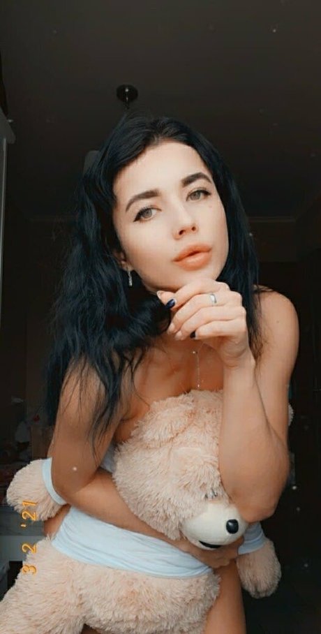 tina angel 1 adult model pic