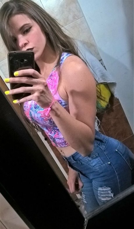 Daniela Figarella hot star picture