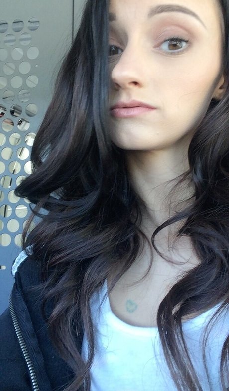 paisleypepper model erotic pic