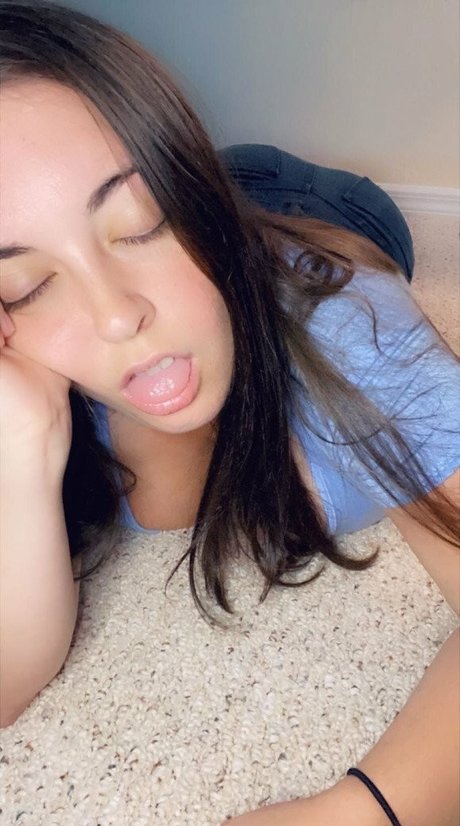 tiny onlyfans free nude images