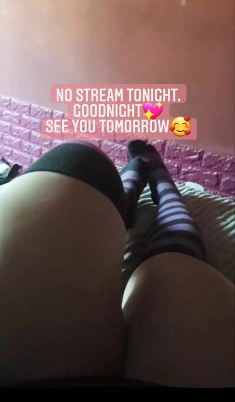 Pekeasmr exclusive pornstar archive