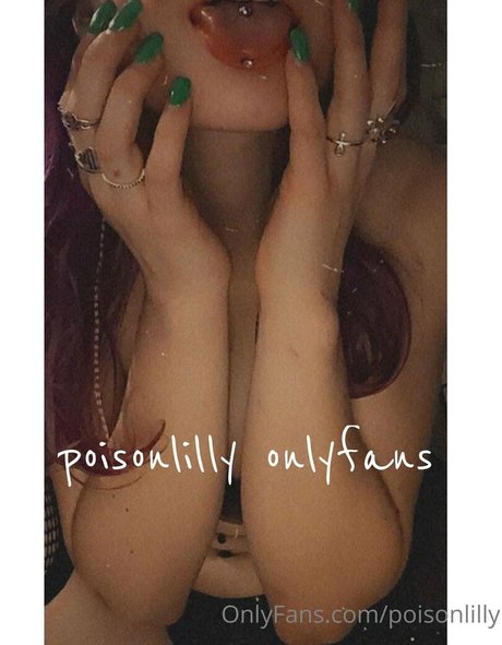 poisonlilly hd pornstar pic