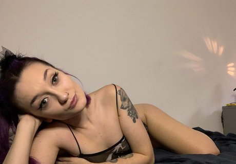 pussy 18 pornographic model archive