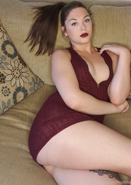 msdeliaxo model top pictures