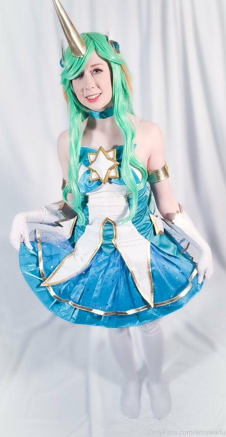 emswaifu model art gallery