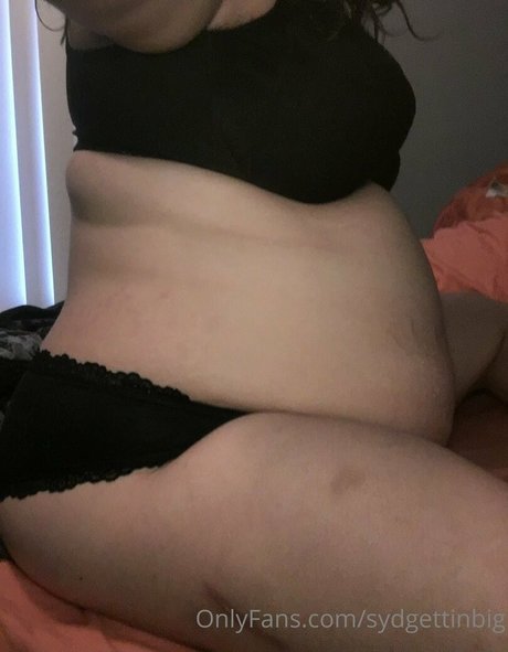 sydgettinbig pornstar erotic photos