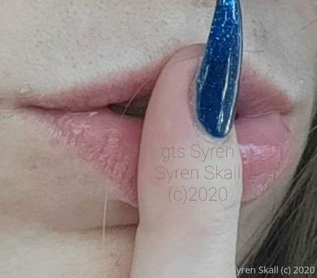 gtssyren pornstar hot image