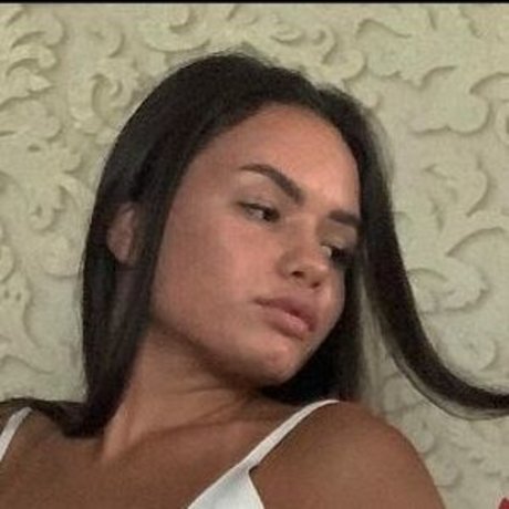 Ultrateeen_ model perfect photos