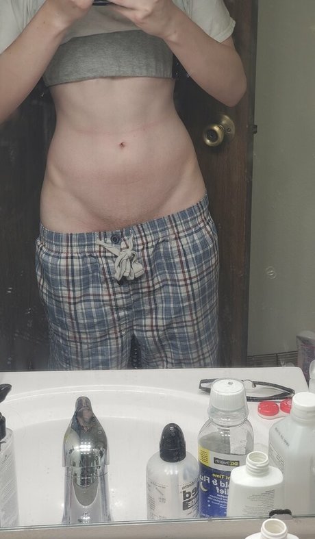 thick girls onlyfans pornographic image