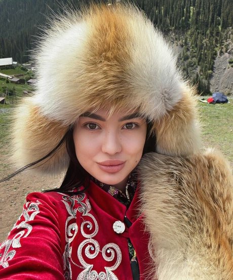 shemale cumshot onlyfans adult archive