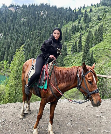 shemale cumshot onlyfans art xxx photo