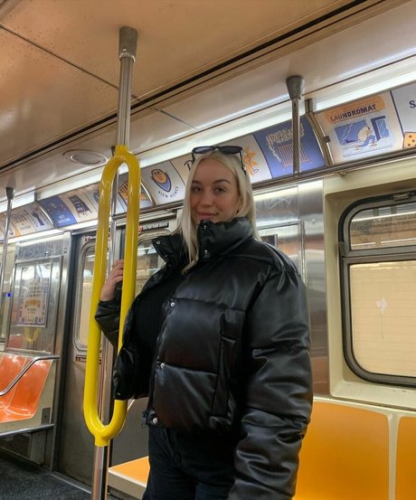 huge tits milf onlyfans free naked archive