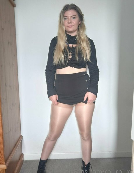 rhi rhi xo beautiful actress archive