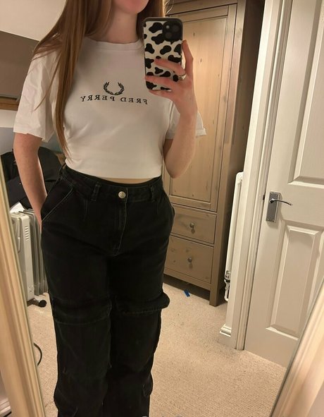 spitheart hot actress pictures