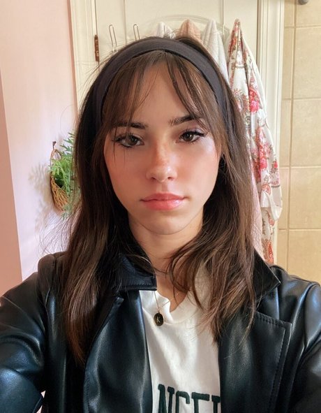 Julia Katelyn Ernst best model photos