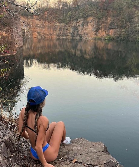 Julia Katelyn Ernst hd model photo