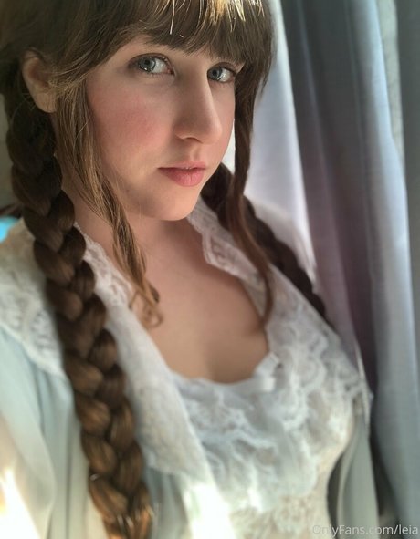 NSFWLeia star high quality images