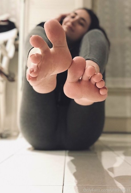 giantesselixs actress gallery