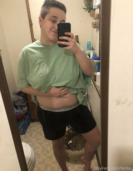 fenbyz pornstar adult picture
